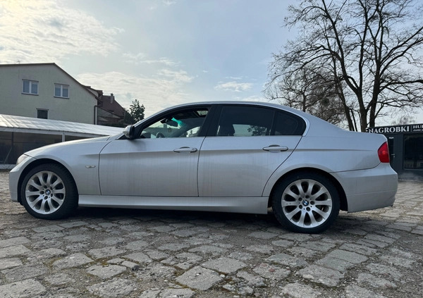 BMW Seria 3 cena 38000 przebieg: 163000, rok produkcji 2008 z Skarżysko-Kamienna małe 631